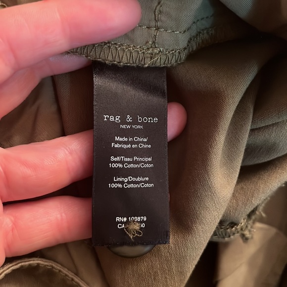 NWT rag & bone Green Moss Field High Rise
Chino Pants Size 23 (fits like 24) - Picture 14 of 16